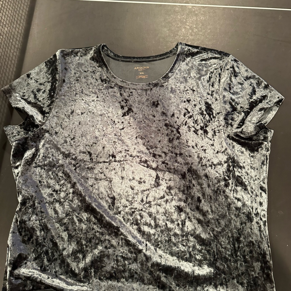 Zara Forest Green  Velvet Short Sleeve Tee